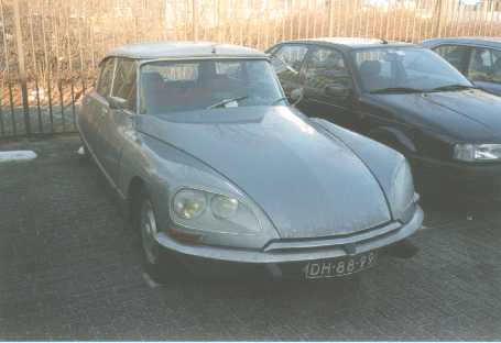 DS21 i.e. front view